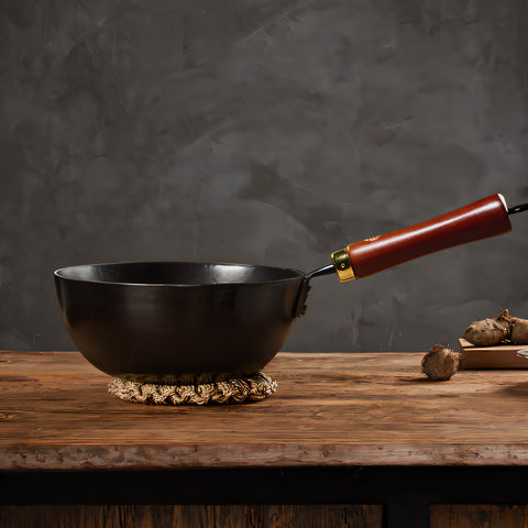 WANGYUANJI  8.6-Inch Hammered Carbon Steel Frying Pan, Small  Supplement Pan with Lid and Spatula WANGYUANJI  8.6-Inch Hammered Carbon Steel Frying Pan, Small  Supplement Pan with Lid and Spatula