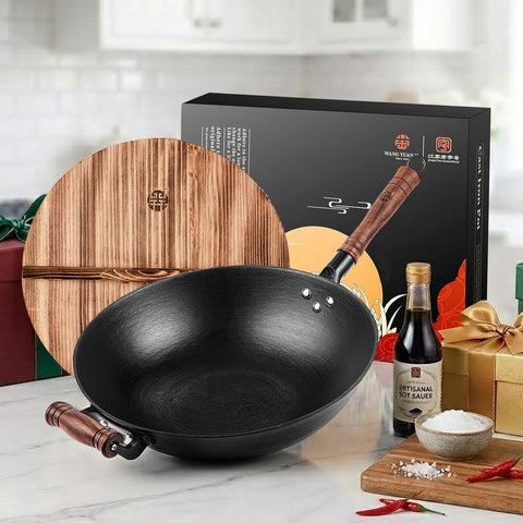 WANGYUANJI Cast Iron Wok 14.2/12.6 Inch Large Stir Fry Pan with Lid and Wooden Handle Round Bottom Uncoated Healthy Cooking Pot Compatible with All Stovetops and Gas Ranges